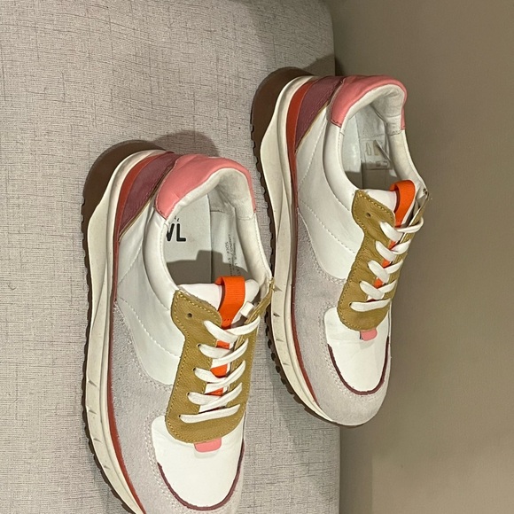 Madewell Colorblock Offwhite Sneakers with Tan, Pink and Orange Highlights, 8 - Picture 3 of 6